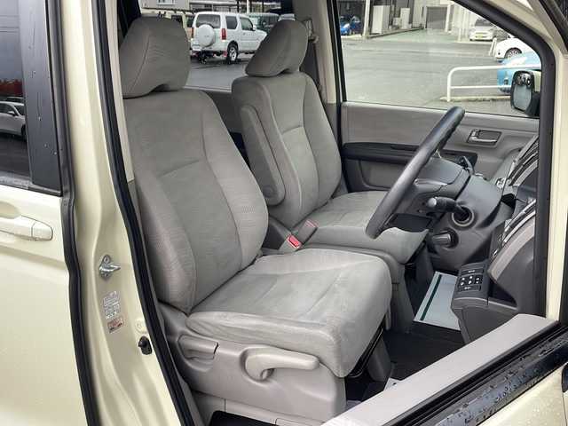 ホンダ ステップワゴン G コンフォートセレクション 山形県 2012(平24)年 5.4万km ヒダマリアイボリーパール 純正HDDナビ/(DVD/ワンセグ/MSV/USB)/バックカメラ/両側パワースライドドア/クルーズコントロール/アイドリングストップ/ステアリングスイッチ/ビルトインETC/HIDヘッドライト/フロアマット/ドアバイザー/ウィンカーミラー/スマートキー