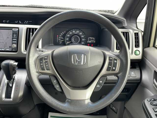 ホンダ ステップワゴン G コンフォートセレクション 山形県 2012(平24)年 5.4万km ヒダマリアイボリーパール 純正HDDナビ/(DVD/ワンセグ/MSV/USB)/バックカメラ/両側パワースライドドア/クルーズコントロール/アイドリングストップ/ステアリングスイッチ/ビルトインETC/HIDヘッドライト/フロアマット/ドアバイザー/ウィンカーミラー/スマートキー