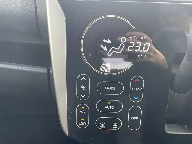 日産 デイズ ハイウェイスター Vセレ +Safty 福島県 2014(平26)年 5.1万km ブラック オーディオ/【CD/AUX】/アラウンドビューモニター/HIDライト/アイドリングストップ/プッシュスタート/純正フロアマット/純正ドアバイザー