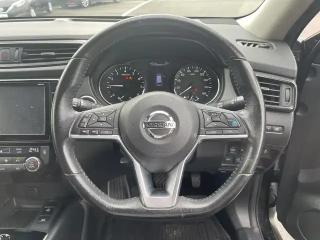 日産 エクストレイル 20X 愛媛県 2018(平30)年 11.3万km ダイヤモンドブラック 純正9型ナビ(AM/FM/CD/DVD/BD/BT/フルセグTV)/純正後席天吊モニター/全周囲カメラ/プロパイロット/インテリジェントルームミラー/ブラインドスポットモニター/クリアランスソナー/アイドリングストップ/電動パーキングブレーキ/ドライブレコーダー/電動リアゲート/ルーフレール/電格ミラー/ETC/LEDヘッドライト/3列シート/純正フロアマット/ステアリングリモコン/ISOFIX/現状サマー(純正AW)(225/60/R18)/TOYOTIRES PROXES CL1 SUV