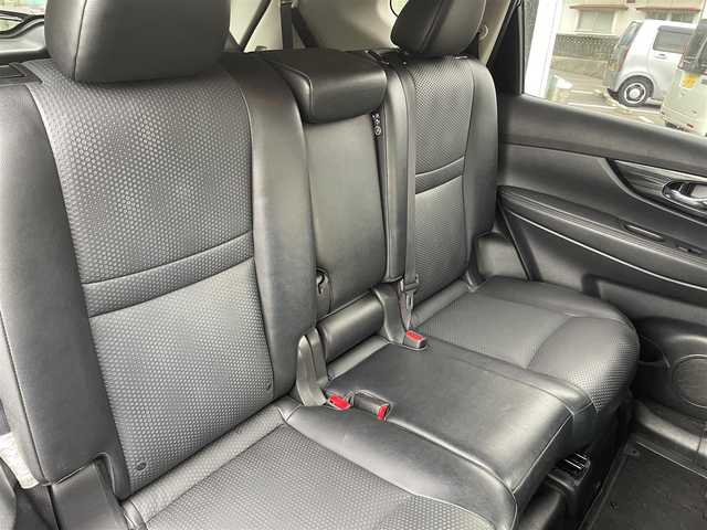 日産 エクストレイル 20X 愛媛県 2018(平30)年 11.3万km ダイヤモンドブラック 純正9型ナビ(AM/FM/CD/DVD/BD/BT/フルセグTV)/純正後席天吊モニター/全周囲カメラ/プロパイロット/インテリジェントルームミラー/ブラインドスポットモニター/クリアランスソナー/アイドリングストップ/電動パーキングブレーキ/ドライブレコーダー/電動リアゲート/ルーフレール/電格ミラー/ETC/LEDヘッドライト/3列シート/純正フロアマット/ステアリングリモコン/ISOFIX/現状サマー(純正AW)(225/60/R18)/TOYOTIRES PROXES CL1 SUV