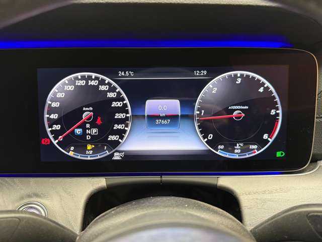 メルセデス・ベンツ ＣＬＳ２２０ｄ スポーツ エクスクルーシブPKG 千葉県 2018(平30)年 3.8万km セレナイトグレー サンルーフ　/黒革シート　/３６０°カメラ　/ベンチレーション　/シートヒーター　/パワーシート　/ＨＵＤ　/パワートランク　/Ｂｕｒｍｅｓｔｅｒ　/レーダーセーフティＰＫＧ　/エアバランスＰＫＧ　/キーレスゴー