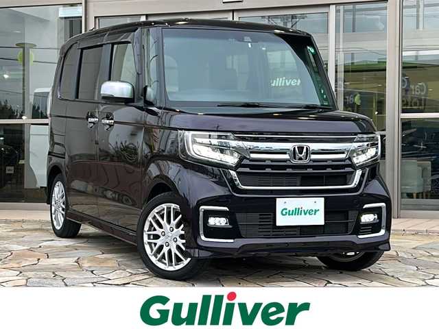 ホンダ Ｎ ＢＯＸ カスタム L ターボ 静岡県 2022(令4)年 1万km プレミアムベルベットパープル・パール ナビ機能/Bluetooth/フルセグTV/AM/FM/CD/DVD/HDMI/ipod/USB/SD/主要装備/・ドライブレコーダー　/・コーナーセンサー　/・両側パワースライドドア/・レーダークルーズコントロール　/・シートヒーター　/・パドルシフト　/・レーンキープ　/・ステアリングリモコン　/・ホンダセンシング　/・バックカメラ　/・ＥＴＣ/・スマートキー/・純正アルミホイール/・純正フロアマット/・純正LEDライト/・フォグランプ/・オートライト