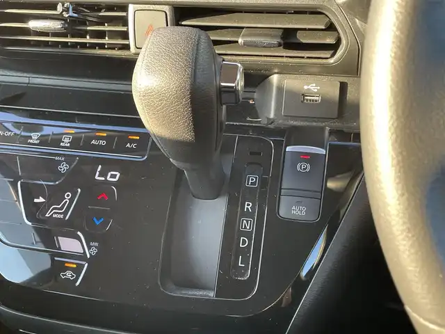 日産 デイズ HWS G ターボ プロパイロットED 宮崎県 2019(令1)年 1.8万km プレミアムサンシャインオレンジ 純正ナビ/(AM.FM.Bluetooth.DVD.CD.USB)/アラウンドビューカメラ/ETC/ドライブレコーダー/プロパイロット/レーダークルーズコントロール/アイドリングストップ/オートライト/オートエアコン/ステアリングスイッチ/パワーステアリング/パワーウィンドウ/電格ミラー/スマートキー/スペアキー