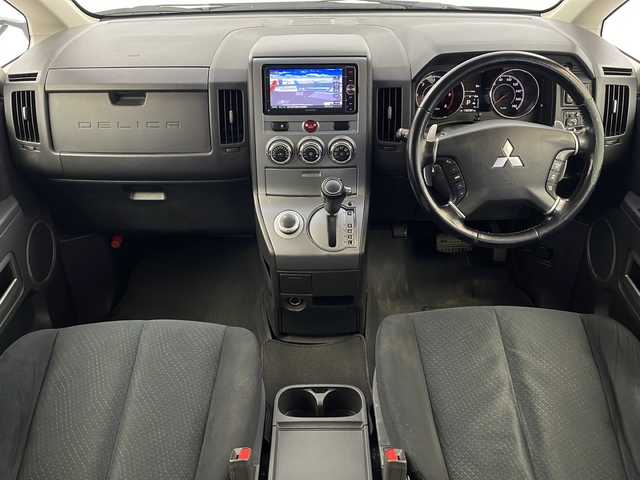 三菱 デリカＤ：５ D－Power package 栃木県 2014(平26)年 13.1万km ダイヤモンドブラックマイカ 社外ナビ　ＢＴ　ＣＤ　ＤＶＤ　フルセグＴＶ　/両側電動スライドドア　/パドルシフト　/オートライト/４ＷＤ　/革巻きハンドル　/クルーズコントロール　/社外アルミホイール