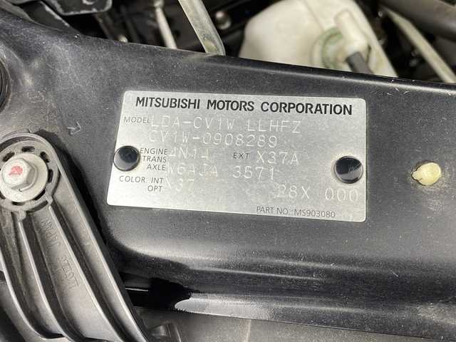 三菱 デリカＤ：５ D－Power package 栃木県 2014(平26)年 13.1万km ダイヤモンドブラックマイカ 社外ナビ　ＢＴ　ＣＤ　ＤＶＤ　フルセグＴＶ　/両側電動スライドドア　/パドルシフト　/オートライト/４ＷＤ　/革巻きハンドル　/クルーズコントロール　/社外アルミホイール