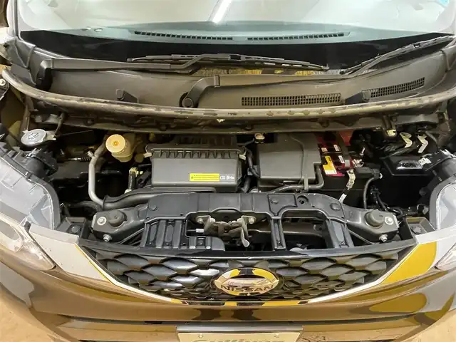 日産 ルークス X 群馬県 2020(令2)年 7.8万km アッシュブラウンM 安全装備/・衝突軽減ブレーキ/・横滑り防止/・アラウンドビューモニター/・レーンキープアシスト/・コーナーセンサー/純正7インチワイドナビ/・AM/FM/AUX/・Bluetooth/CD/・フルセグTV/SD/片側電動スライドドア/ETC/純正ドアバイザー/純正フロアマット/スマートキー/プッシュスタート