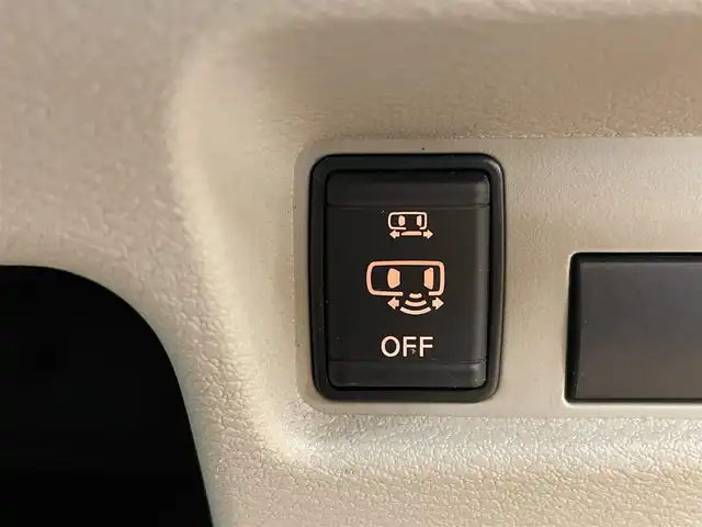 日産 ルークス X 群馬県 2020(令2)年 7.8万km アッシュブラウンM 安全装備/・衝突軽減ブレーキ/・横滑り防止/・アラウンドビューモニター/・レーンキープアシスト/・コーナーセンサー/純正7インチワイドナビ/・AM/FM/AUX/・Bluetooth/CD/・フルセグTV/SD/片側電動スライドドア/ETC/純正ドアバイザー/純正フロアマット/スマートキー/プッシュスタート