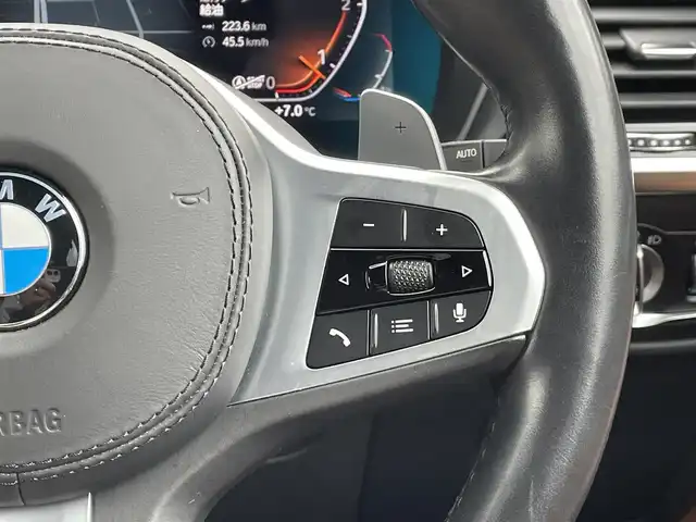 ＢＭＷ Ｘ３ xDrive20d Mスポーツ 静岡県 2021(令3)年 4万km サファイアブラックP サンルーフ/茶革/アンビエントライト/harman/kardonサウンドスピーカー/ヘッドアップディスプレイ/セレクトパッケージ/・ランバーサポート/・リヤシートヒーティング/・ポプラグレーファインウッドインテリアトリム/・パールクロームハイライト/メモリー付パワーシート/HDDナビ/(Bluetooth/AppleCarPlay/USB/フルセグ)/ワイヤレス充電/ACC/BSM/DSC/CBC/HDC/M ライトアロイホイールダブルスポークスタイリング/電動リアゲート/アダプティブLEDヘッドライト/ETC/ドライブレコーダー/保証書/取扱説明書