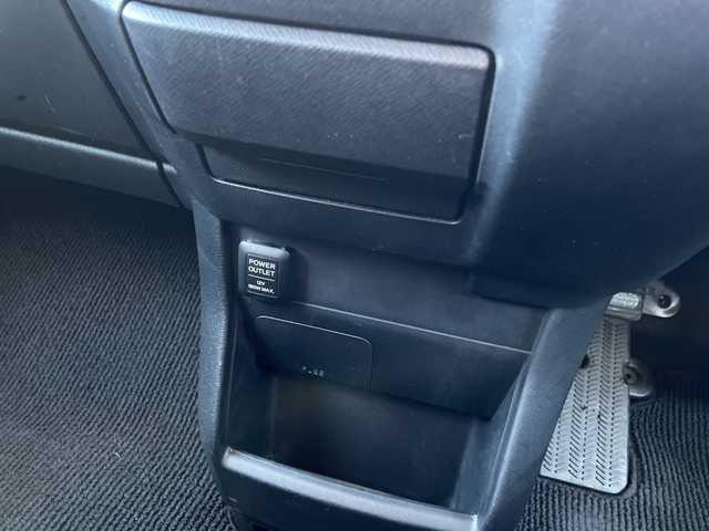 ホンダ ステップワゴン スパーダ Z クールスピリット 神奈川県 2014(平26)年 9万km モダンスティールM 純正9インチSDナビ　/CD/DVD/BT/SD/USB/フルセグTV/純正フリップダウンモニター　/バックカメラ　/パドルシフト　/クルーズコントロール　/両側パワースライドドア　/アイドリングストップ/ハーフレザーシート　/ETC　/純正フロアマット/ステアリングスイッチ/革巻きステアリング/電動格納ウインカーミラー/純正17インチアルミホイール/ABS　/横滑り防止装置　/盗難防止装置