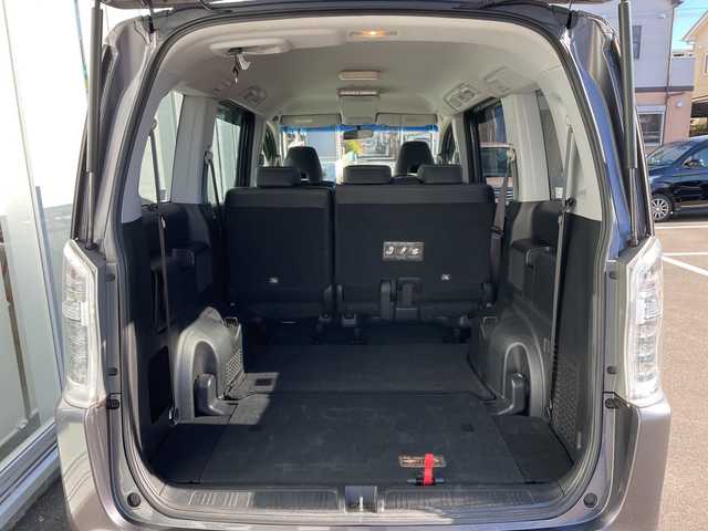 ホンダ ステップワゴン スパーダ Z クールスピリット 神奈川県 2014(平26)年 9万km モダンスティールM 純正9インチSDナビ　/CD/DVD/BT/SD/USB/フルセグTV/純正フリップダウンモニター　/バックカメラ　/パドルシフト　/クルーズコントロール　/両側パワースライドドア　/アイドリングストップ/ハーフレザーシート　/ETC　/純正フロアマット/ステアリングスイッチ/革巻きステアリング/電動格納ウインカーミラー/純正17インチアルミホイール/ABS　/横滑り防止装置　/盗難防止装置