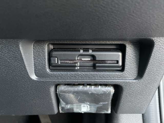 日産 ノート e－パワーオーテック FOUR 新潟県 2023(令5)年 0.3万km ダークメタルグレー 4WD/純正9インチメモリナビ/BT/フルセグテレビ/全方位カメラ/ETC/ドライブレコーダー/衝突被害軽減ブレーキ/レーンキープアシスト/革シート/シートヒーター/ステアリングヒーター/ステアリングスイッチ/コーナーセンサー/スマートキー/プッシュスタート/LEDヘッドライト/オートライト/オートハイビーム/フォグランプ/純正16インチアルミホイール