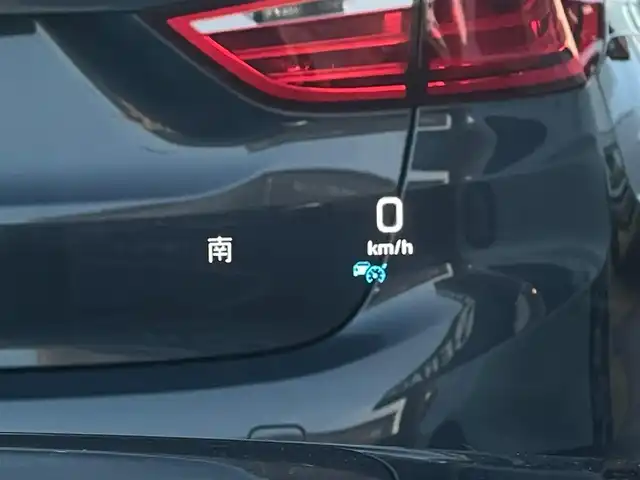 車両画像15