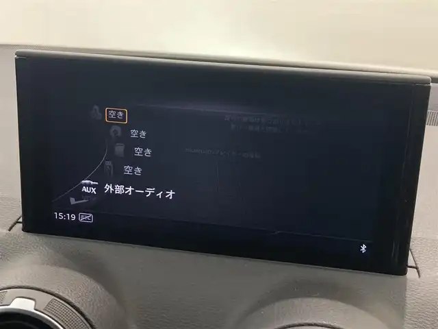 車両画像11