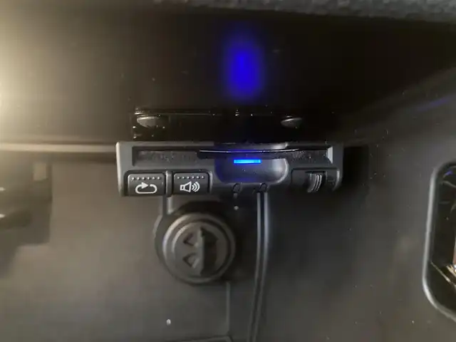 ＭＩＮＩ ミニ クロスオーバー クーパー D 熊本県 2016(平28)年 4.4万km ブレイジングレッドメタリック ・キーレス/・ポータブルナビ/・ワンセグTV/・純正CD/AUX/・ETC/・ドライブレコーダー(前後録画)/・革調シートカバー/・純正マット/・保証書/取説