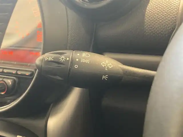 ＭＩＮＩ ミニ クロスオーバー クーパー D 熊本県 2016(平28)年 4.4万km ブレイジングレッドメタリック ・キーレス/・ポータブルナビ/・ワンセグTV/・純正CD/AUX/・ETC/・ドライブレコーダー(前後録画)/・革調シートカバー/・純正マット/・保証書/取説