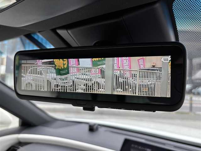 トヨタ クラウン ハイブリッド RS アドバンス 香川県 2019(令1)年 3.3万km ホワイトパールクリスタルシャイン ワンオーナー禁煙車/32383キロ/車検：R８年5月19日まで有効/セーフティセンスパッケージプラス/レザーシートパッケージ/ブラインドスポットモニター/デジタルインナーミラー/純正ドライブレコーダー前後車内/360℃アラウンドビューモニター/レーダークルーズ/TVキャンセラー/Bluetooth/メモリーシート/パワーシート/クリアランスソナー/スマートキー２個/保証書/説明書