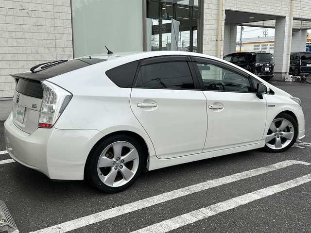 トヨタ プリウス S ツーリングセレクション 埼玉県 2010(平22)年 11.6万km ホワイトパールクリスタルシャイン 純正HDDナビ/　DTV/CD/DVD/BT/AUX/【NHZA-W59G】/バックカメラ/レザー調シートカバー/純正17インチAW/純正ビルトインETC/フロントスポイラー/スマートキー/横滑り防止機能