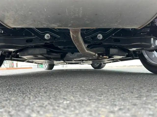 トヨタ プリウス Z 宮城県 2023(令5)年 0.8万km プラチナホワイトパールマイカ パノラマルーフ/デジタルインナーミラー/＝＝＝/ワンオーナー車/4WD/寒冷地仕様/トヨタセーフティセンス/・プリクラッシュセーフティ/・レーダークルーズコントロール/・レーントレーシングアシスト/・レーンディパーチャーアラート/・レーンチェンジアシスト/・緊急時操舵支援/・オートマチックハイビーム/・ロードサインアシスト/・フロントトラフィックアラート/・ドライバー異常時対応システム/・プロアクティブドライビングアシスト/BSM/クリアランスソナー/パノラミックビューモニター/トヨタチームメイト(アドバンストパーク)/ディスプレイーディオ&ナビ機能/・12.3インチディスプレイオーディオ /・AppleCarplay/Bluetooth/フルセグTV/モデリスタエアロ【F・S・R】/TRDリアスポイラー/ETC2.0/シートヒーター／ベンチレーション/メモリー機能付パワーシート/ステアリングヒーター/パワーバックドア/置くだけ充電/USB入力端子/給電ポートタイプC【2口】/LEDヘッドライト/純正19インチアルミホイール/フロアマット/ドアバイザー