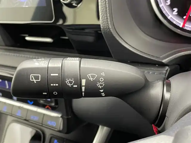 トヨタ ヴォクシー S－Z 茨城県 2022(令4)年 5.4万km アティチュードブラックマイカ 純正10.5型DA/フルセグ/アドバンストパーク/全方位カメラ/快適利便パッケージ/ユニバーサルステップ/衝突被害軽減ブレーキ/車線逸脱抑制装置/レーダークルーズコントロール/オートマチックハイビーム/クリアランスソナー/BSM/両側電動スライドドア/デジタルインナーミラー/ETC2.0/ドラレコ/シートヒーター/ステアリングヒーター/純正17インチAW/3眼LEDヘッドライト/スマートキー