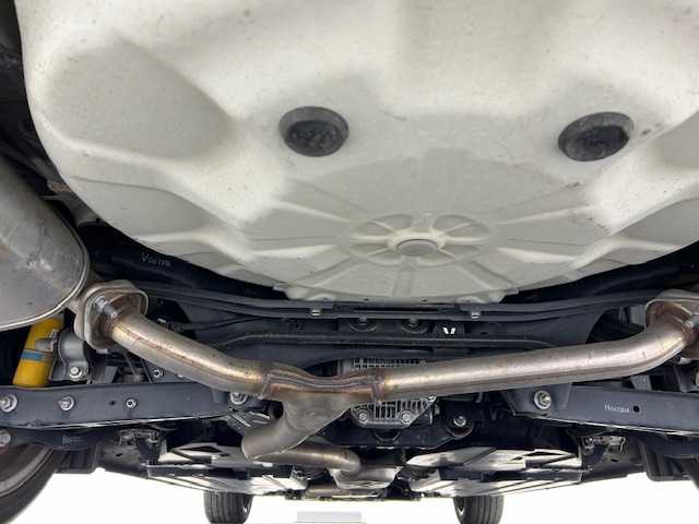 スバル レヴォーグ 2．0GT アイサイト Vスポーツ 宮城県 2020(令2)年 3.2万km クリスタルホワイトP ワンオーナー/4WD/カロッツェリアSDナビ/(CD/SD/FM/AM/TV/iPod/USB/HDMI/AUX)/フルセグTV/Bluetooth/DVD再生機能/バックカメラ/アイサイトセーフティプラス/レーダークルーズコントロール/ブラインドスポットモニター/ETC/パワーシート/シートヒーター/パドルシフト/プッシュスタート/スマートキー/オートライト/オートマチックハイビーム/LEDヘッドライト/フォグランプ/ヘッドライトレベライザー/純正フロアマット/純正18インチアルミホイール