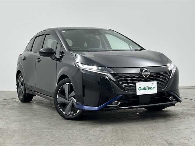 日産 オーラ G レザーエディション 三重県 2024(令6)年 0.1万km 黒 禁煙車/純正NissanConectナビ/・フルセグ/AppleCarPray/AndroidAuto/HDMI/Bluetooth/USB/AM/FM/プロパイロット/デジタルインナーミラー/アラウンドビューモニター/BOSE/ヘッドレストスピーカー/ブラインドスポットモニター/エマージェンシーブレーキ/純正エアロ（フロント/リア）/レザーシート/ワイヤレスチャージャー/スペアキー/純正17インチアルミホイール