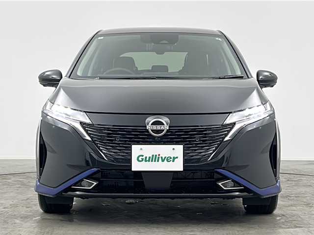 日産 オーラ G レザーエディション 三重県 2024(令6)年 0.1万km 黒 禁煙車/純正NissanConectナビ/・フルセグ/AppleCarPray/AndroidAuto/HDMI/Bluetooth/USB/AM/FM/プロパイロット/デジタルインナーミラー/アラウンドビューモニター/BOSE/ヘッドレストスピーカー/ブラインドスポットモニター/エマージェンシーブレーキ/純正エアロ（フロント/リア）/レザーシート/ワイヤレスチャージャー/スペアキー/純正17インチアルミホイール