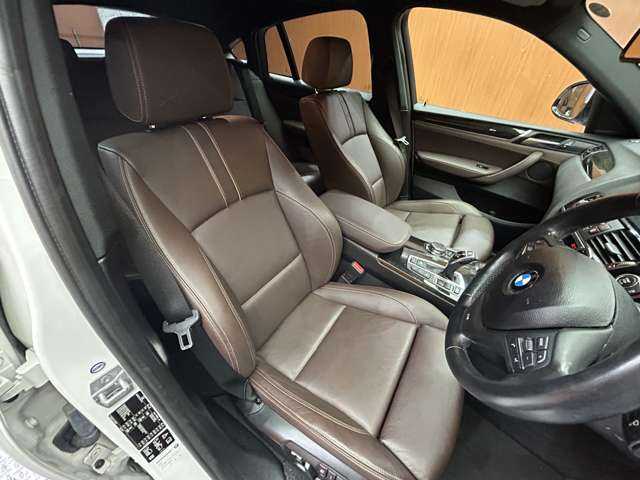 ＢＭＷ Ｘ４ xDrive 35i Mスポーツ 千葉県 2016(平28)年 5万km アルピンホワイトⅢ 茶革シート　/純正ナビ　/バックカメラ　/ＰＤＣ　/パワーシート/シートヒーター　/電動リアゲート　/クルーズコントロール　/インテリジェントセーフティ　/ＥＴＣ