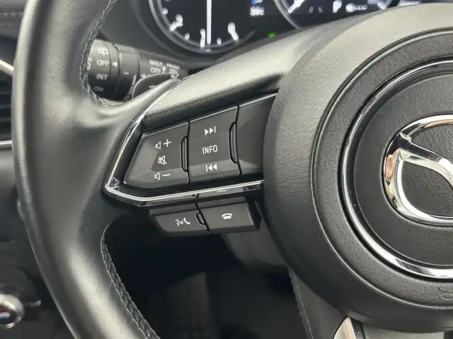 マツダ ＣＸ－５ XD エクスクルーシブモード 熊本県 2021(令3)年 3.9万km マシーングレープレミアムM ４WD/純正ナビ/（フルセグ・Bluetooth・USB・AM・FM・ApplCarPlay・AndroidAuto）/ＢＯＳＥサウンドシステム　/３６０°ビューモニター　/ビルトインETC/トヨタセーフティーセンス/・スマートシティブレーキサポート/・レーンキープアシスト/・ブラインドスポットモニター/・アダブティブクルーズコントロール/・標識認識システム/・ヘッドアップディスプレイ/横滑り防止/アイドリングストップ/前席シートヒーター/ステアリングヒーター/前席パワーシート/シートメモリー/パワーバックドア　/オートホールド　/ブラインドスポットモニター/ハンズフリー/アイドリングストップ/前後クリアランスソナー/純正フロアマット/純正19インチAW/オートライト/オートマチックハイビーム/LEDヘッドライト/フォグランプ/スマートキー/プッシュスタート/スペアキー1本/保証書/取扱説明書