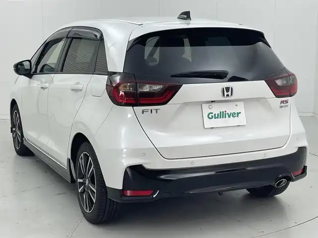 ホンダ フィット e:HEV RS 茨城県 2023(令5)年 2.7万km プラチナホワイトパール 純正9型ナビ/バックカメラ/フルセグ/衝突被害軽減ブレーキ/車線逸脱抑制装置/レーダークルーズコントロール/オートマチックハイビーム/ソナー/ETC/ドラレコ/シートヒーター/純正16インチAW/LEDヘッドライト/スマートキー