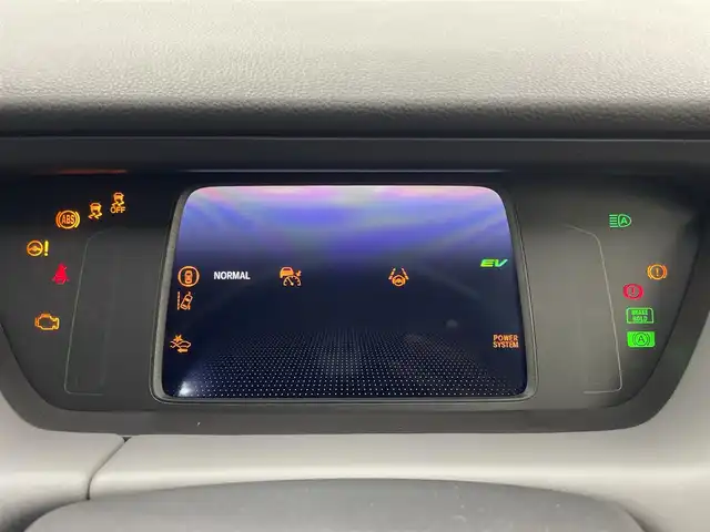 ホンダ フィット e:HEV RS 茨城県 2023(令5)年 2.7万km プラチナホワイトパール 純正9型ナビ/バックカメラ/フルセグ/衝突被害軽減ブレーキ/車線逸脱抑制装置/レーダークルーズコントロール/オートマチックハイビーム/ソナー/ETC/ドラレコ/シートヒーター/純正16インチAW/LEDヘッドライト/スマートキー