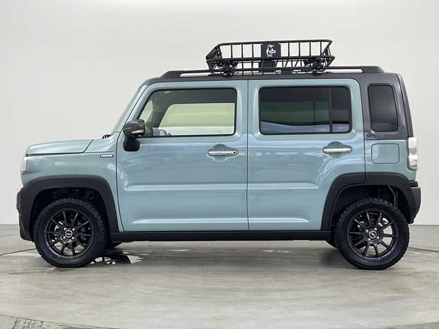 スズキ ハスラー Jスタイル Ⅱ ターボ 兵庫県 2023(令5)年 1.9万km オフブルーメタリック/ガンメタリック2トーンルーフ ・ワンオーナー車/・純正9インチナビ&TV&BT&USB&スマホリンク&ipod/・全方位カメラ/・前席シートヒーター/・スズキセーフティサポート/・レーンキープアシスト/・レーダークルーズコントロール/・衝突被害軽減システム/・オートマチックハイビーム/・コーナーセンサー/・パドルシフト/・LEDライト＆LEDフォグ/・社外ルーフキャリア/・アイドリングストップ/・純正フロアマット/・15インチ社外アルミホイール/・オープンカントリータイヤ/・スマートキー/・取扱説明書/・保証書