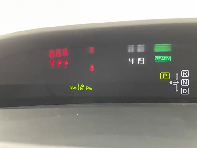 トヨタ プリウス ＰＨＶ A プレミアム 埼玉県 2022(令4)年 3.9万km プラチナホワイトパールマイカ 純正ナビ　/パノラミックビューモニター　/プリクラッシュセーフティ/ブラインドスポットモニター/レーダークルーズコントロール/レーンキープアシスト/ヘッドアップディスプレイ/ステアリングヒーター/シートヒーター/ベンチレーション/ドライブレコーダー/AC100V/LEDオートライト/ETC2.0