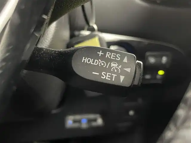 トヨタ プリウス ＰＨＶ A プレミアム 埼玉県 2022(令4)年 3.9万km プラチナホワイトパールマイカ 純正ナビ　/パノラミックビューモニター　/プリクラッシュセーフティ/ブラインドスポットモニター/レーダークルーズコントロール/レーンキープアシスト/ヘッドアップディスプレイ/ステアリングヒーター/シートヒーター/ベンチレーション/ドライブレコーダー/AC100V/LEDオートライト/ETC2.0