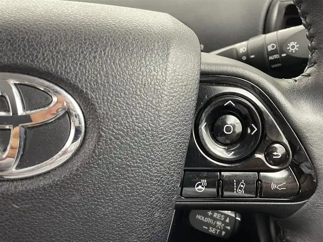 トヨタ プリウス ＰＨＶ A プレミアム 埼玉県 2022(令4)年 3.9万km プラチナホワイトパールマイカ 純正ナビ　/パノラミックビューモニター　/プリクラッシュセーフティ/ブラインドスポットモニター/レーダークルーズコントロール/レーンキープアシスト/ヘッドアップディスプレイ/ステアリングヒーター/シートヒーター/ベンチレーション/ドライブレコーダー/AC100V/LEDオートライト/ETC2.0