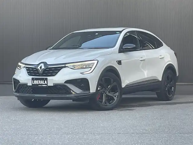 ルノー ルノー アルカナ RSライン E-テックハイブリッド 香川県 2022(令4)年 1.6万km パール ACC/社外ナビ/地デジ/CarPlay/全方位カメラ/ハーフレザーシート/前席パワーシート/前席シートヒーター/LKA/BSM/ETC/純正18インチアルミ/前のみドラレコ/スマートキー