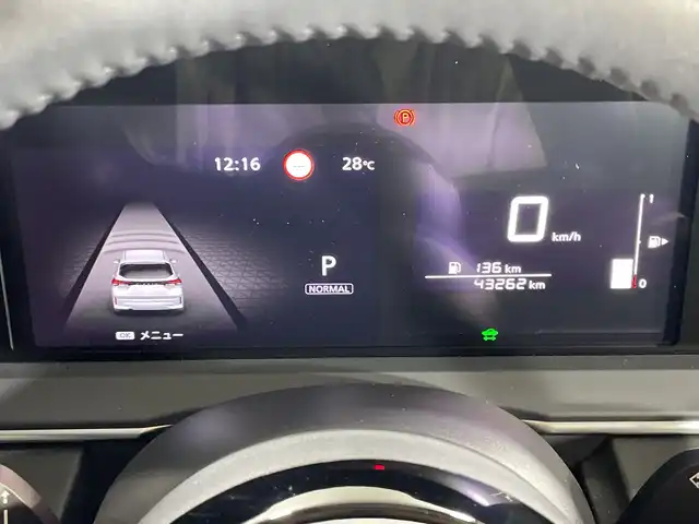 日産 ノート X 神奈川県 2024(令6)年 4.4万km スーパーブラック 純正9型ディスプレイオーディオ/AM　FM　フルセグ　USB　Bluetooth　AppleCarPlay　HDMI　/アラウンドビューモニター/プロパイロット/ハンドル支援/側方支援/後側方支援/後退時車両検知警報/ふらつき警報/デジタルインナーミラー/革巻きステアリング/ステアリングヒーター/ステアリングスイッチ/ブレーキオートホールド/前席シートヒーター/ビルトインETC2.0/置くだけ充電/純正フロアマット/スマートキー/スペアキー/LEDヘッドライト/オートライト/オートハイビーム/ヘッドライトレベライザー/純正16インチアルミホイル