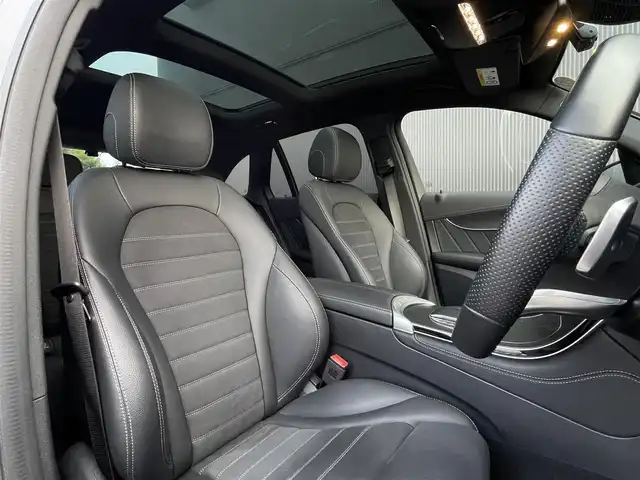 メルセデス・ベンツ ＧＬＣ２２０ d 4マチック AMGライン 長野県 2020(令2)年 2.8万km オブシディアンブラック パノラミックスライディングルーフ/エアサスペンション/純正HDDナビ/フルセグTV/360°ビューカメラ/ハーフレザーシート/D/Nパワーシート/シートヒーター/アンビエントライト/LEDヘッドライト/パワーバックドア/レーダーセーフティパッケージ/パークトロニック/ダイヤモンドグリル/ルーフレール/リア5面プライバシーガラス/キーレスゴー/ETC2.0/保証書・取説・スペアキー