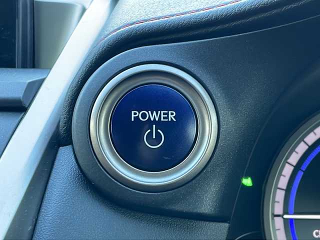 レクサス ＮＸ 300h Fスポーツ 道東・釧路十勝 2015(平27)年 5.5万km スターライトブラックガラスフレーク 4WD/サンルーフ/純正ナビ(FM・AM・BT・SD・CD・DVD)/バックカメラ/シートヒーター前席/電動パーキングブレーキ/コーナーセンサー/パワーリアゲート/ステアリングヒーター/クルーズコントロール/積込タイヤ(アルミ付スタッドレス)/パドルシフト/ETC/プッシュスタート/純正ドアバイザー/電格ミラー/純正フロアマット/横滑り防止