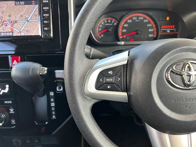 トヨタ ルーミー G コージーエディション 東京都 2020(令2)年 2万km ブラックマイカメタリック スマートアシスト３/純正SDナビ フルセグTV/CD SD Bluetooth FMAM/バックカメラ/両側パワースライドドア/シートヒーター（前席）/衝突被軽減システム/衝突警報機能/車線逸脱警報機能/誤発信抑制制御機能/先行車発進お知らせ機能/オートハイビーム/コーナーセンサー/メッキバックドアガーニッシュ/シートバックテーブル/スペアキー/保証書＆取扱説明書