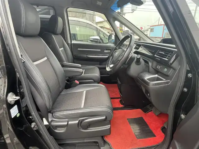 ホンダ ステップワゴン スパーダ クールスピリット 神奈川県 2015(平27)年 7.5万km プレミアムスパークルブラックパール 衝突軽減システム/レーンキープアシスト/横滑り防止装置/アダプティブクルーズコントロール/パドルシフト/カーテンエアバッグ/サイドエアバッグ/純正ナビ/FM/AM/BT/DVD/CD/フルセグTV/HDMI/USB/バックカメラ/純正フリップダウン/ハーフレザーシート/シートヒーターD席＋N席/ワクワクゲート/両側パワースライドドア/純正17インチAW/ウォークスルー/スマートキーx2本/オートライト/LEDヘッドライト/フォグランプ