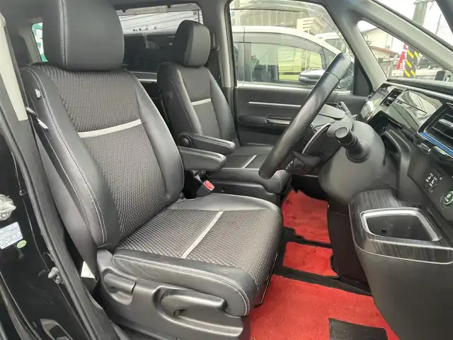 ホンダ ステップワゴン スパーダ クールスピリット 神奈川県 2015(平27)年 7.5万km プレミアムスパークルブラックパール 衝突軽減システム/レーンキープアシスト/横滑り防止装置/アダプティブクルーズコントロール/パドルシフト/カーテンエアバッグ/サイドエアバッグ/純正ナビ/FM/AM/BT/DVD/CD/フルセグTV/HDMI/USB/バックカメラ/純正フリップダウン/ハーフレザーシート/シートヒーターD席＋N席/ワクワクゲート/両側パワースライドドア/純正17インチAW/ウォークスルー/スマートキーx2本/オートライト/LEDヘッドライト/フォグランプ