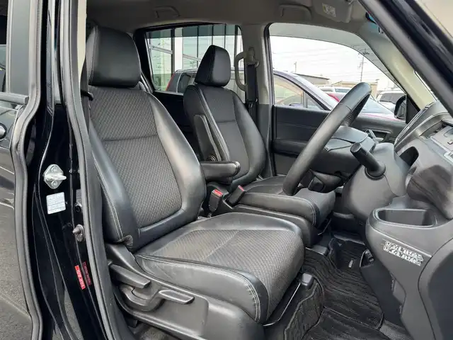 ホンダ フリード ハイブリット G ホンダセンシング 愛媛県 2020(令2)年 6.4万km クリスタルブラックパール ホンダセンシング/プッシュスタート/純正8インチナビ（CD/DVD/フルセグTV/Bluetooth/SD)/バックカメラ/ETC/両側パワースライドドア/オートライト/スマートキー/LEDヘッドライト/純正アルミホイール