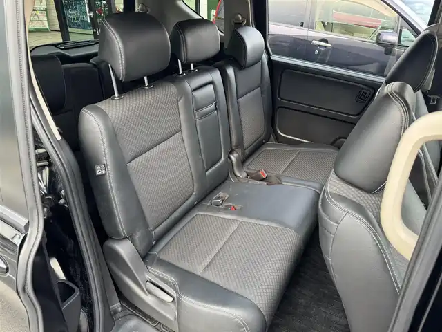 ホンダ フリード ハイブリット G ホンダセンシング 愛媛県 2020(令2)年 6.4万km クリスタルブラックパール ホンダセンシング/プッシュスタート/純正8インチナビ（CD/DVD/フルセグTV/Bluetooth/SD)/バックカメラ/ETC/両側パワースライドドア/オートライト/スマートキー/LEDヘッドライト/純正アルミホイール