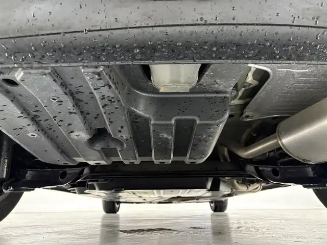 ホンダ フリード ハイブリット G ホンダセンシング 滋賀県 2020(令2)年 6.4万km クリスタルブラックパール 純正9インチナビ/ＣＤ/DVD/USB/Bluetooth/フルセグテレビ/バックカメラ/ホンダセンシング/両側パワースライドドア/ハーフレザーシート/LEDヘッドライト/オートライト/プッシュスタート/スマートキー/純正フロアマット