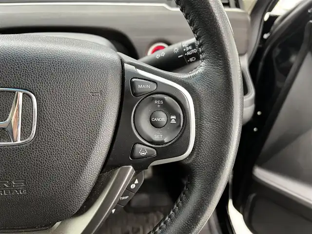 ホンダ フリード ハイブリット G ホンダセンシング 滋賀県 2020(令2)年 6.4万km クリスタルブラックパール 純正9インチナビ/ＣＤ/DVD/USB/Bluetooth/フルセグテレビ/バックカメラ/ホンダセンシング/両側パワースライドドア/ハーフレザーシート/LEDヘッドライト/オートライト/プッシュスタート/スマートキー/純正フロアマット