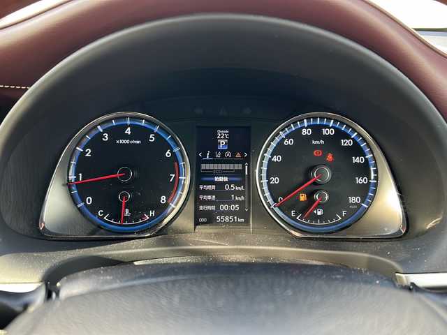 トヨタ ハリアー プレミアム 静岡県 2017(平29)年 5.6万km ホワイトパールクリスタルシャイン /アルパインナビ/地デジTV//社外CD/DVD/Bluetooth//バックカメラ//モデリスタエアロ//レザーシート//シートヒーター//セーフティセンス//オートハイビーム//レーンキープアシスト//クルーズコントロール//LEDヘッドライト//純正18インチAW//保証書//取説