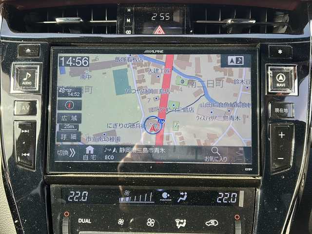 トヨタ ハリアー プレミアム 静岡県 2017(平29)年 5.6万km ホワイトパールクリスタルシャイン /アルパインナビ/地デジTV//社外CD/DVD/Bluetooth//バックカメラ//モデリスタエアロ//レザーシート//シートヒーター//セーフティセンス//オートハイビーム//レーンキープアシスト//クルーズコントロール//LEDヘッドライト//純正18インチAW//保証書//取説