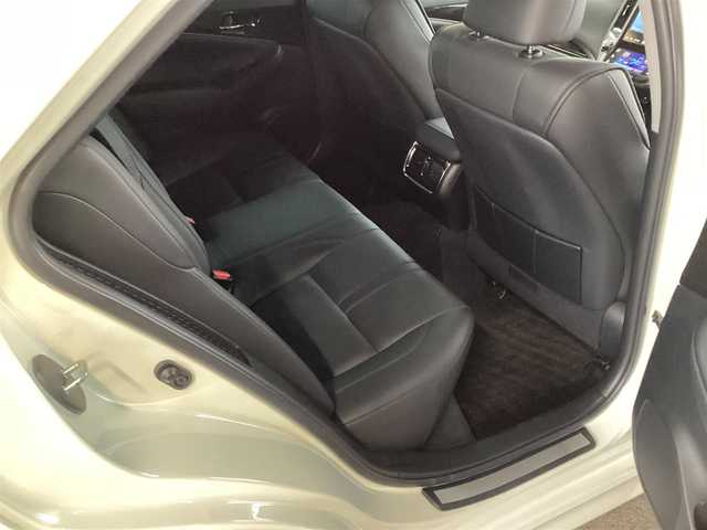 トヨタ クラウン ハイブリッド アスリートS 宮城県 2014(平26)年 4.7万km ホワイトパールクリスタルシャイン トヨタ純正ナビ/（フルセグ/CD/DVD/Bluetooth）/トヨタ純正カメラ一体型ドライブレコーダー/トヨタ純正フロアマット/バックカメラ/パノラミックビューモニター/ビルトインETC/衝突軽減ブレーキ/レーダークルーズコントロール/レーンアシスト/レザーシート/前席パワーシート/前席シートヒーター・ベンチレーション/電動チルトテレスコピックステアリング/オールAUTOパワーウインドウ/フォグランプ/ドアバイザー/スペアタイヤ/保証書・取扱説明書・スペアキー