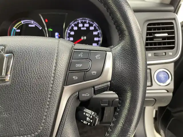 トヨタ クラウン ハイブリッド アスリートS 宮城県 2014(平26)年 4.7万km ホワイトパールクリスタルシャイン トヨタ純正ナビ/（フルセグ/CD/DVD/Bluetooth）/純正カメラ一体型ドライブレコーダー/純正フロアマット/バックカメラ/パノラミックビューモニター/ビルトインETC/衝突軽減ブレーキ/レーダークルーズコントロール/レーンアシスト/レザーシート/前席パワーシート/前席シートヒーター・ベンチレーション/電動チルトテレスコピックステアリング/オールAUTOパワーウインドウ/フォグランプ/ドアバイザー/スペアタイヤ/保証書・取扱説明書・スペアキー